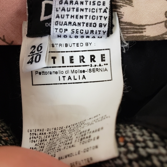 Dolce and Gabbana Bermuda Wool Shorts - Picture 5 of 7